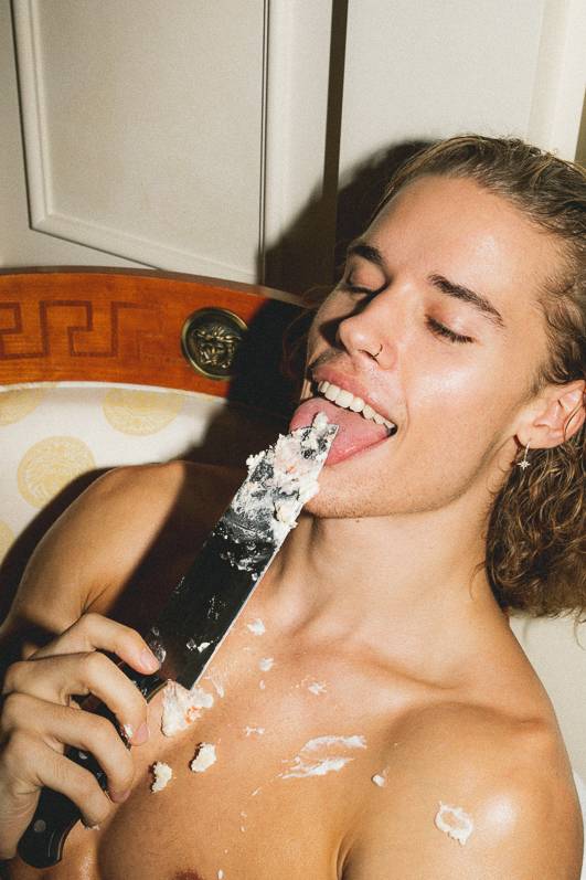 ‘Room service’ ft Lucas Whitesmith — image 4