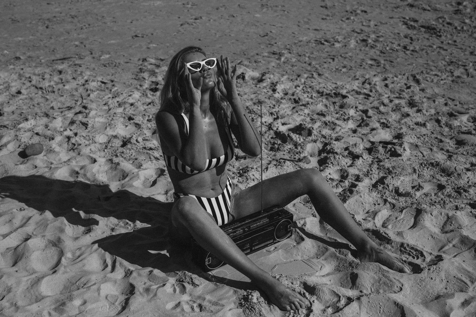 ‘Beach dayz’ ft Candice Linton — image 30