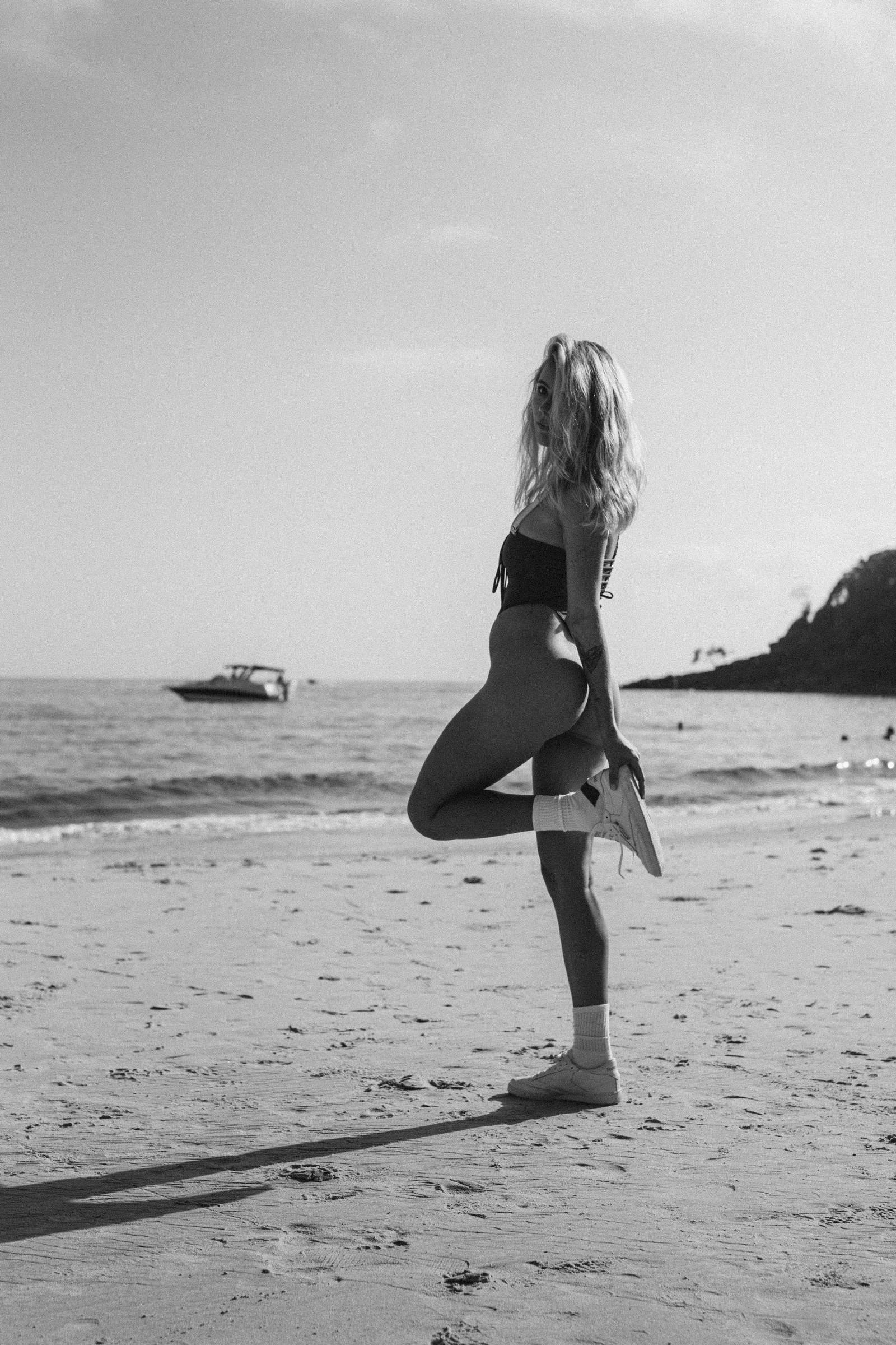 ‘Beach dayz’ ft Candice Linton — image 15